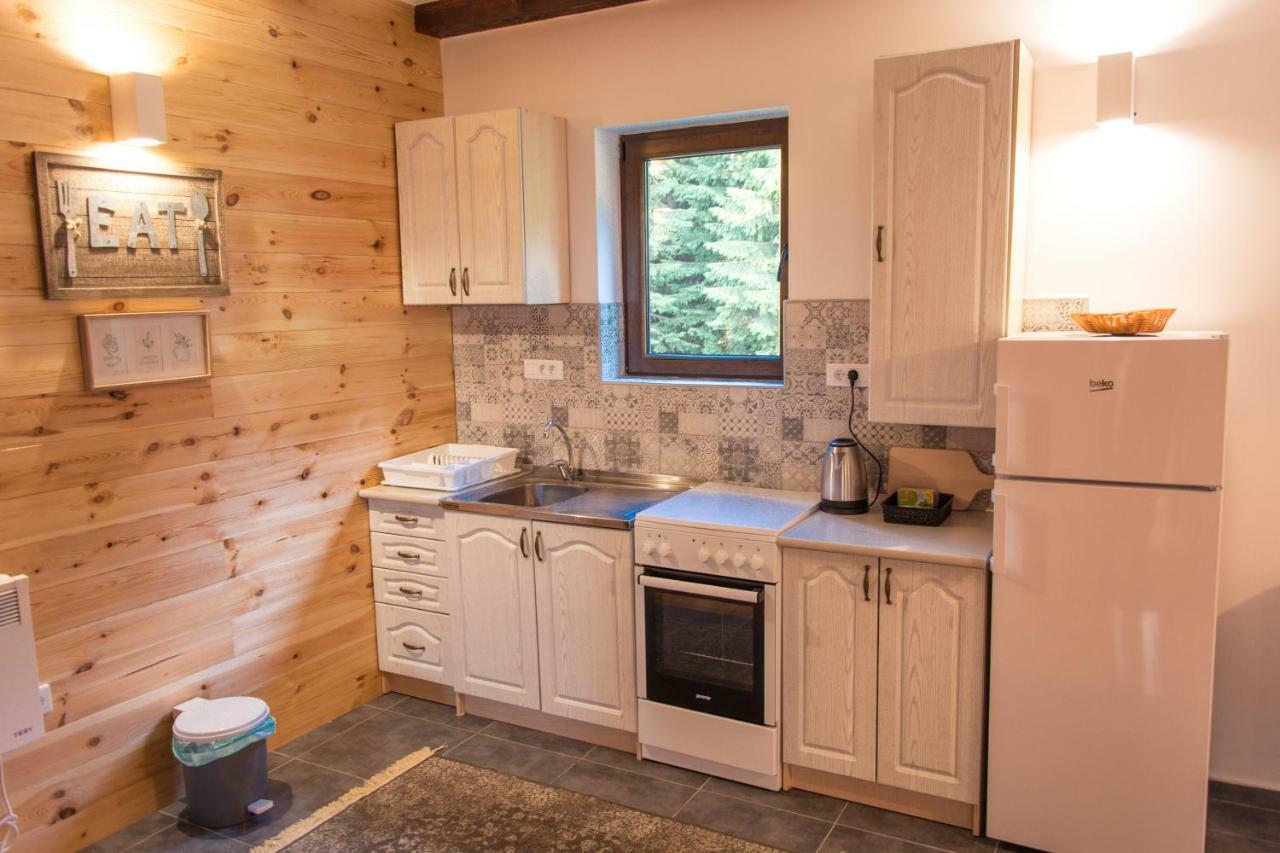 Wood Inn Zabljak  Bagian luar foto